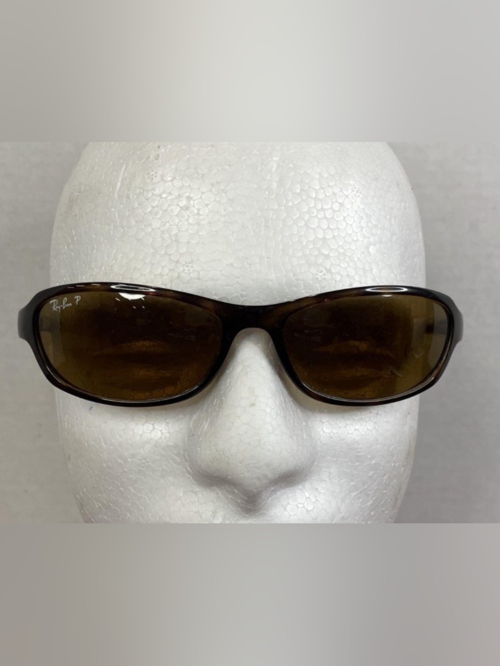 Vintage Ray-Ban Women's Tortoiseshell Frame Sunglasses with Brown Lenses